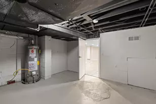 28043 New Bedford Dr, Farmington Hills, MI 48334 - Photo 56