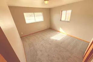 16475 E Eight Mile Rd, Eastpointe, MI 48021 - Photo 4