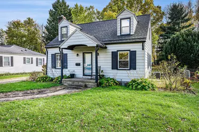 2428 Glendale Boulevard, Kalamazoo, MI 49004 - Photo 2