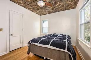 2428 Glendale Blvd, Kalamazoo, MI 49004 - Photo 8