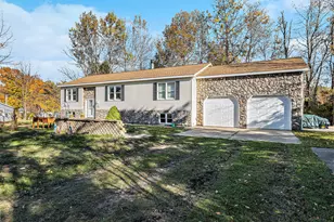 1021 Orchard Ave, South Haven, MI 49090 - Photo 1