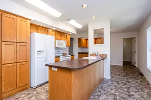 301 N Grant St, Galien, MI 49113 - Photo 12