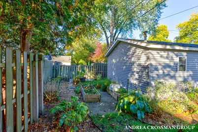 136 E 39th Street, Holland, MI 49423 - Photo 38