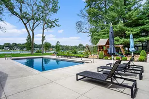 798 Pine Bay Ave, Holland, MI 49424 - Photo 4