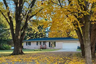 30417 US-12, Niles, MI 49120 - Photo 1