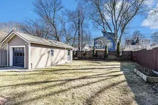 401 Berkley Ave, Ann Arbor, MI 48103 - Photo 8