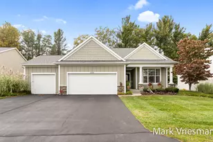 12524 Retreat Dr, Grand Haven, MI 49417 - Photo 1