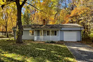 92430 Center St, Dowagiac, MI 49047 - Photo 2