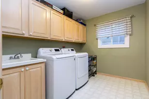 20391 Windham Dr, Macomb, MI 48044 - Photo 26