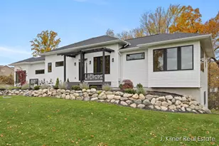 9465 Wabasis Pointe Dr NE, Greenville, MI 48838 - Photo 4