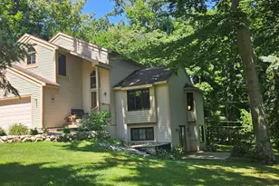 10029 Wildwood Ct, Richland, MI 49083 - Photo 1