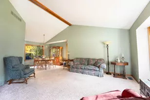 10029 Wildwood Ct, Richland, MI 49083 - Photo 4
