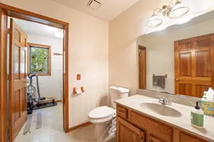10029 Wildwood Ct, Richland, MI 49083 - Photo 8