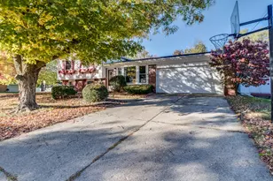 401 Morningside Dr, Battle Creek, MI 49015 - Photo 2