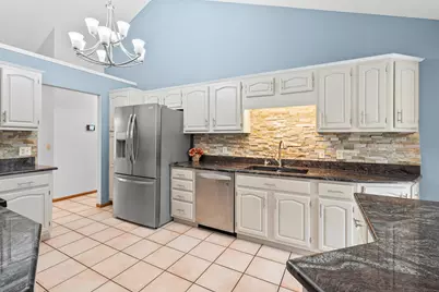 8420 S 12th Street S, Portage, MI 49024 - Photo 8