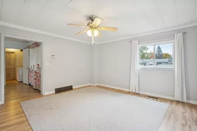 217 W Hughes Street, Marshall, MI 49068 - Photo 18