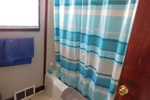 913 Kosciusko St, Manistee, MI 49660 - Photo 10