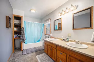 70219 S River Rd, White Pigeon, MI 49099 - Photo 18