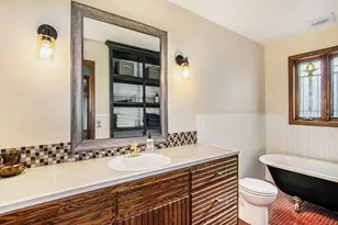 8482 Cottonwood Dr, Jenison, MI 49428 - Photo 10