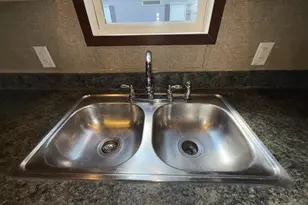 1371 Sarnia St, Muskegon, MI 49444 - Photo 10