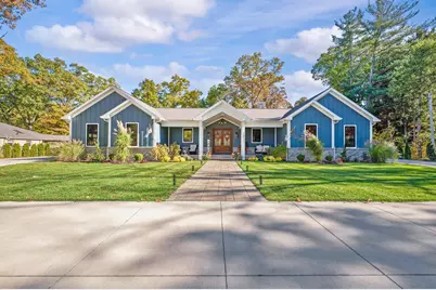 2815 Washington Avenue, Saint Joseph, MI 49085 - Photo 2