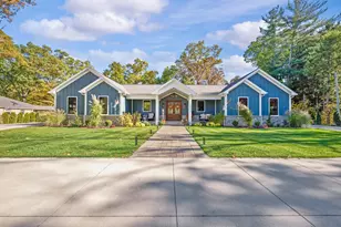 2815 Washington Ave, Saint Joseph, MI 49085 - Photo 2