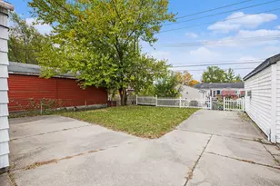 30915 Cherry Hill Rd, Westland, MI 48186 - Photo 12