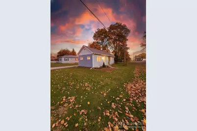 154 S Yates Street, Pewamo, MI 48873 - Photo 1