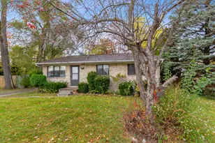 12111 Inkster Rd Rd, Livonia, MI 48150 - Photo 2