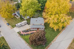 429 S Chippewa Dr, Fremont, MI 49412 - Photo 4