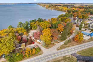 396 Davenport Ln, Cadillac, MI 49601 - Photo 32