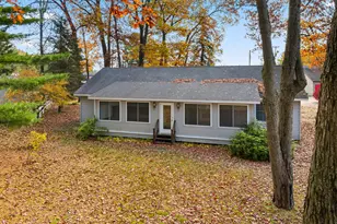 396 Davenport Ln, Cadillac, MI 49601 - Photo 4