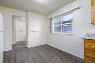 30061 Hazelwood St, Inkster, MI 48141 - Photo 8