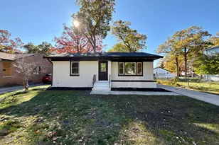 1385 Beardsley Ave, Muskegon, MI 49441 - Photo 1