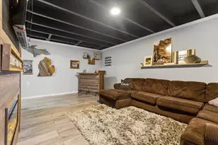 17600 Peach Ridge Ave NW, Kent City, MI 49330 - Photo 32