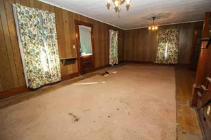 303 Spring St, Constantine, MI 49042 - Photo 14