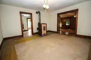 303 Spring St, Constantine, MI 49042 - Photo 18