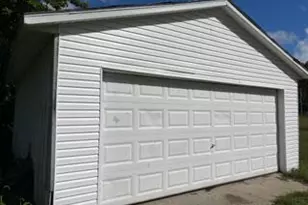 453 56th St, Grand Junction, MI 49056 - Photo 8