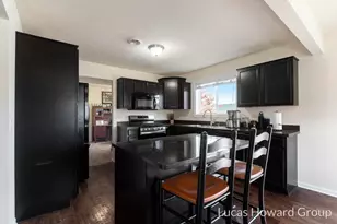 4655 Paris Ridge Ave SE, Caledonia, MI 49316 - Photo 8
