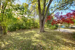 8124 Valleyview Dr, Ypsilanti, MI 48197 - Photo 48