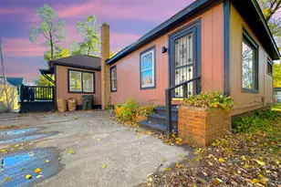 653 Orchard Ave, Muskegon, MI 49442 - Photo 1