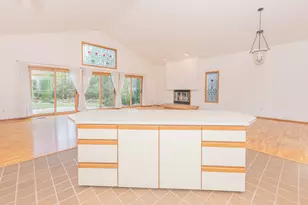 2225 Chaucer Ct, Ann Arbor, MI 48103 - Photo 12