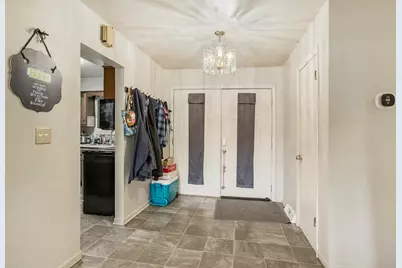 1280 Westlake Woods Drive, Battle Creek, MI 49037 - Photo 4