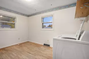 69548 Eisenhower Rd, Sturgis, MI 49091 - Photo 8