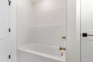 5508 Case Dr SW, Wyoming, MI 49418 - Photo 58