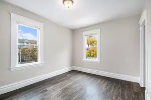 835 Bates St SE, Grand Rapids, MI 49506 - Photo 16