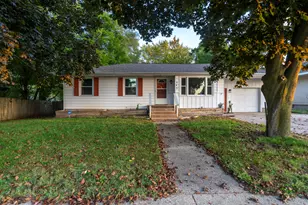 545 52nd St SE, Grand Rapids, MI 49548 - Photo 2
