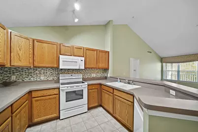 759 W Barrington Circle, Jackson, MI 49203 - Photo 12