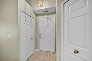 759 W Barrington Cir, Jackson, MI 49203 - Photo 6