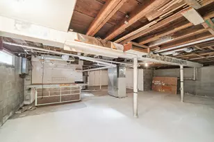 177 8th St, Manistee, MI 49660 - Photo 34